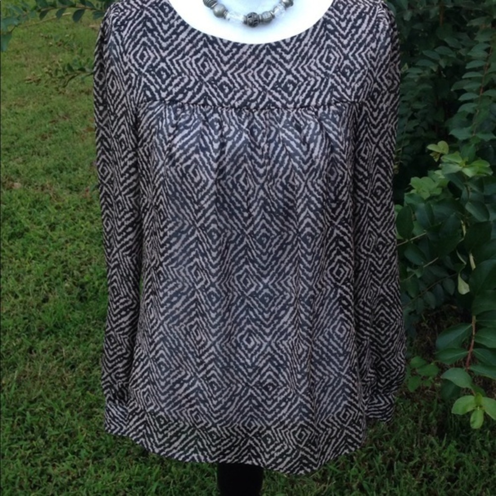Loft geometric animal print top size XS